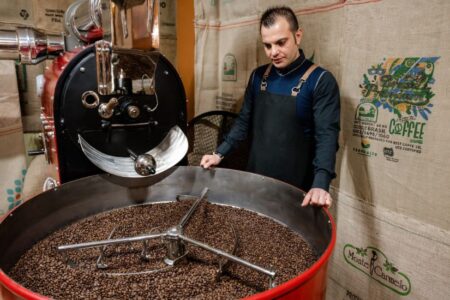 differenze tra Caffè Artigianale e Caffè Industriale